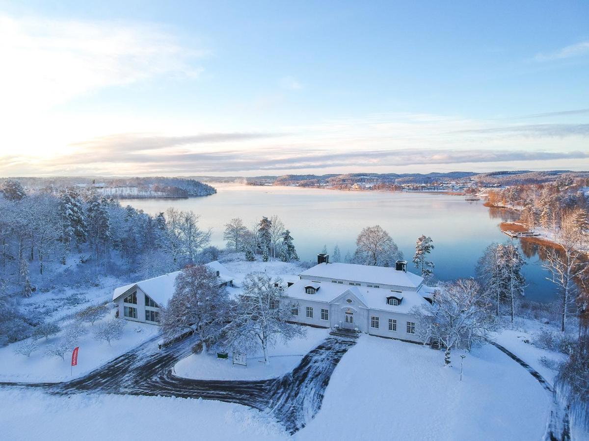 Liljeholmen Herrgard Hostel Rimforsa Exteriér fotografie